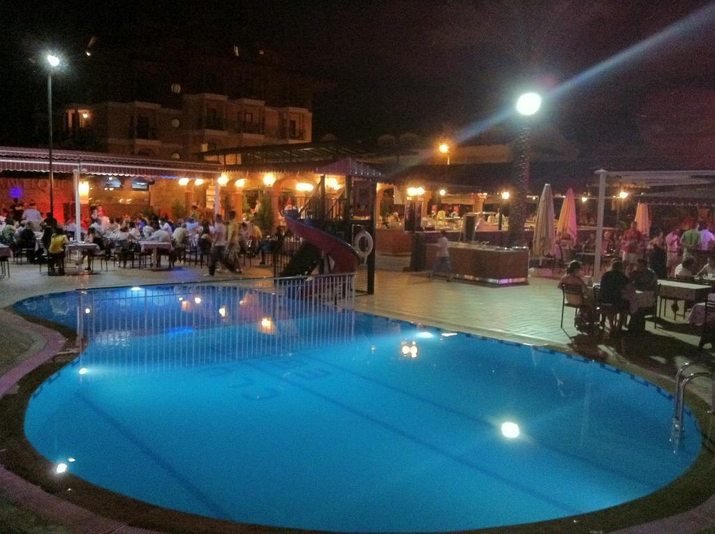 Club Chicago Hotel Marmaris Exteriér fotografie